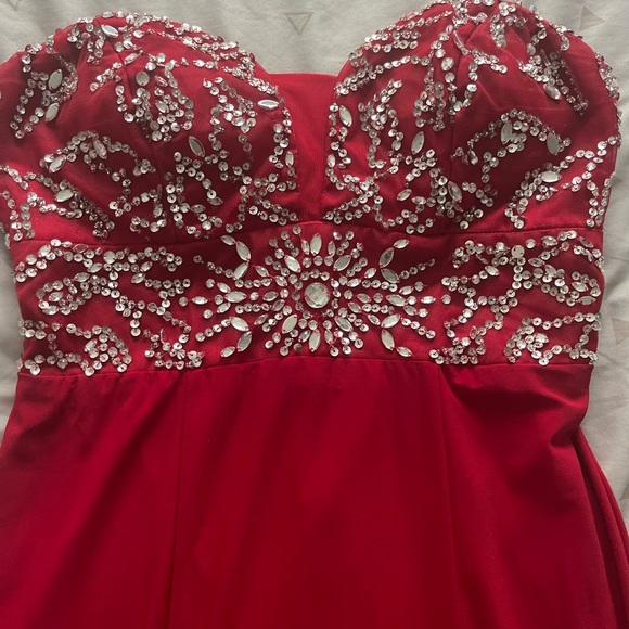 Red Long Evening Gown with Beaded Bodice - Picture 2 of 5